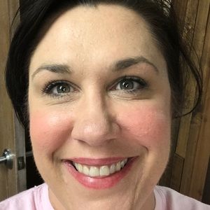 Meet your Posher, Rebecca